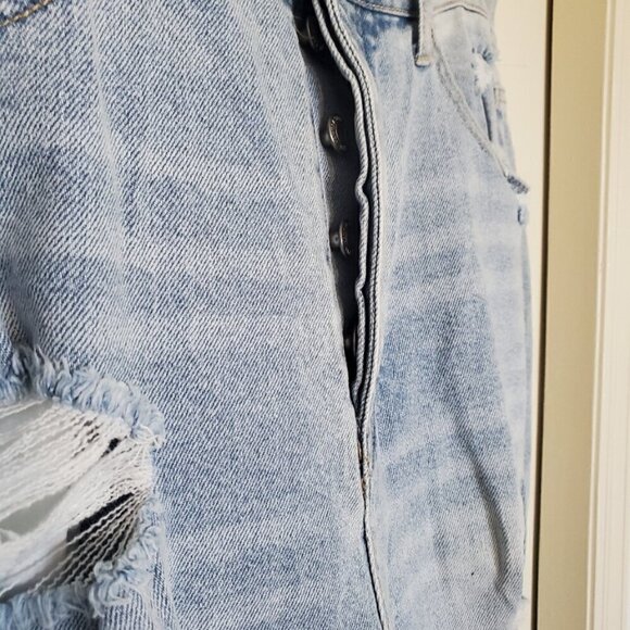 NWOT Vanilla Star Heavy Distressed Jeans  Size 16 - Picture 4 of 8